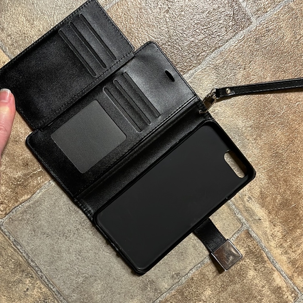 iPhone 7+ case - Picture 4 of 4